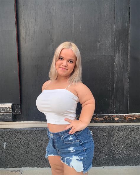 airikacal only fan|Cute Onlyfans Midget 4